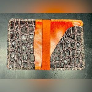 Leather bi fold hand made wallet